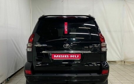 Toyota Land Cruiser Prado 120 рестайлинг, 2008 год, 2 850 000 рублей, 6 фотография