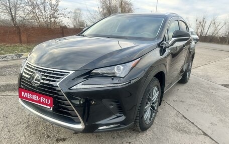 Lexus NX I, 2018 год, 3 800 000 рублей, 9 фотография