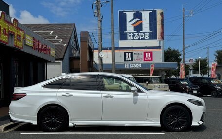 Toyota Crown, 2021 год, 2 900 000 рублей, 9 фотография