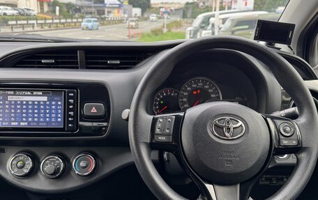 Toyota Vitz, 2017 год, 1 100 000 рублей, 8 фотография