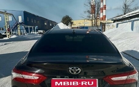 Toyota Camry, 2019 год, 3 350 000 рублей, 4 фотография