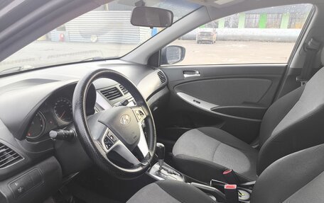 Hyundai Solaris II рестайлинг, 2013 год, 890 000 рублей, 6 фотография