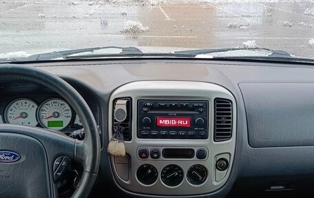 Ford Escape II, 2005 год, 550 000 рублей, 1 фотография