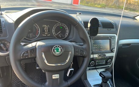 Skoda Octavia RS, 2010 год, 1 420 000 рублей, 11 фотография