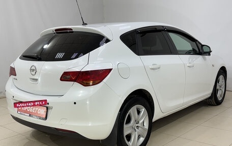 Opel Astra J, 2011 год, 770 000 рублей, 6 фотография