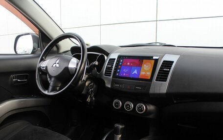 Mitsubishi Outlander III рестайлинг 3, 2008 год, 1 200 000 рублей, 15 фотография