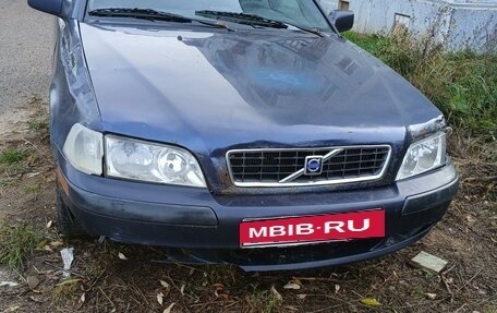 Volvo S40 II, 2002 год, 250 000 рублей, 1 фотография