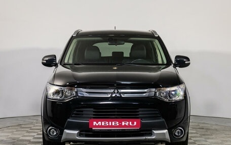 Mitsubishi Outlander III рестайлинг 3, 2014 год, 1 829 000 рублей, 2 фотография