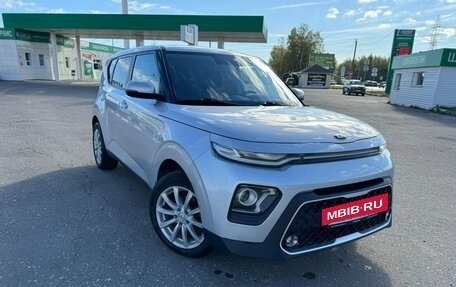 KIA Soul III, 2019 год, 1 940 000 рублей, 2 фотография