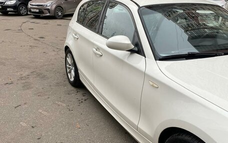 BMW 1 серия, 2009 год, 1 050 000 рублей, 4 фотография