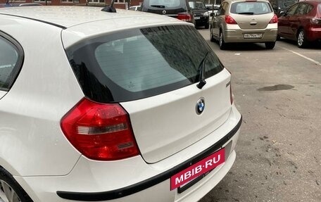 BMW 1 серия, 2009 год, 1 050 000 рублей, 10 фотография