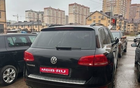 Volkswagen Touareg III, 2012 год, 2 100 000 рублей, 3 фотография