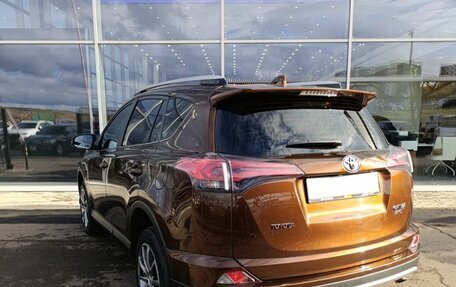 Toyota RAV4, 2017 год, 2 740 000 рублей, 7 фотография