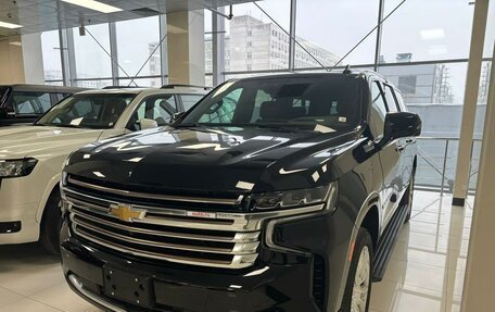 Chevrolet Suburban, 2024 год, 19 000 000 рублей, 2 фотография