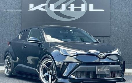 Toyota C-HR I рестайлинг, 2022 год, 1 810 000 рублей, 3 фотография