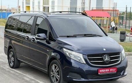 Mercedes-Benz V-Класс, 2015 год, 3 700 000 рублей, 1 фотография