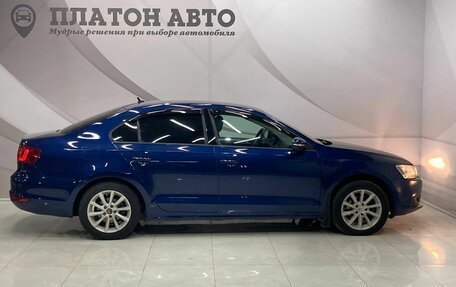 Volkswagen Jetta VI, 2011 год, 1 128 000 рублей, 4 фотография