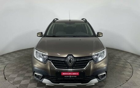 Renault Logan II, 2019 год, 1 090 000 рублей, 2 фотография