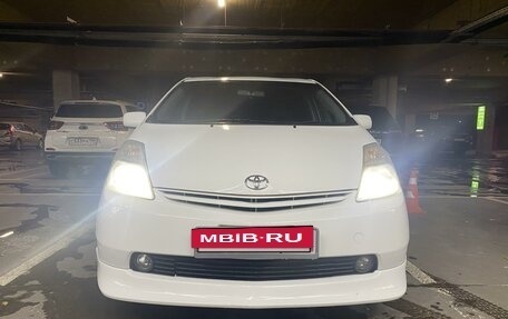 Toyota Prius, 2006 год, 780 000 рублей, 8 фотография