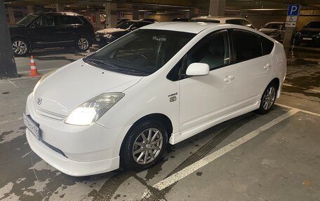 Toyota Prius, 2006 год, 780 000 рублей, 15 фотография