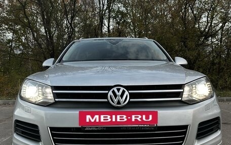 Volkswagen Touareg III, 2011 год, 1 950 000 рублей, 8 фотография