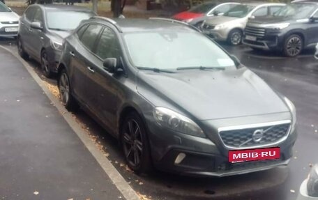 Volvo V40 Cross Country I, 2013 год, 1 600 000 рублей, 10 фотография