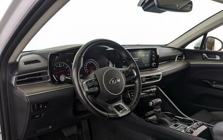 KIA K5, 2020 год, 2 650 000 рублей, 16 фотография