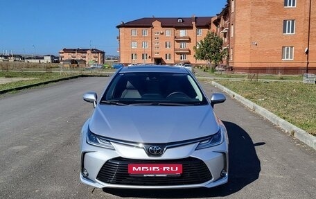 Toyota Corolla, 2022 год, 2 350 000 рублей, 1 фотография