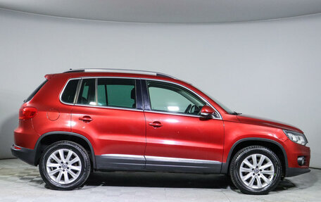 Volkswagen Tiguan I, 2011 год, 1 420 000 рублей, 4 фотография