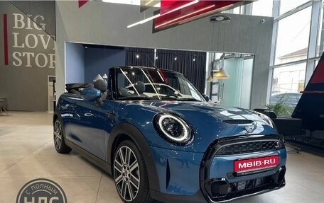 MINI Cabrio, 2023 год, 8 190 000 рублей, 1 фотография