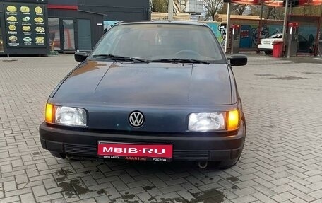 Volkswagen Passat B3, 1988 год, 250 000 рублей, 1 фотография