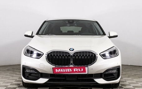 BMW 1 серия, 2019 год, 2 589 000 рублей, 2 фотография