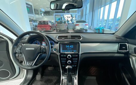 Haval H2, 2019 год, 1 480 000 рублей, 16 фотография