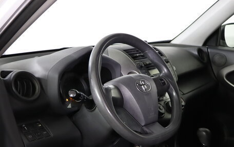 Toyota RAV4, 2012 год, 1 599 990 рублей, 9 фотография