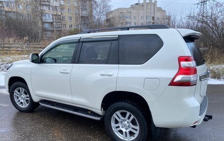 Toyota Land Cruiser Prado 150 рестайлинг 2, 2016 год, 4 850 000 рублей, 6 фотография