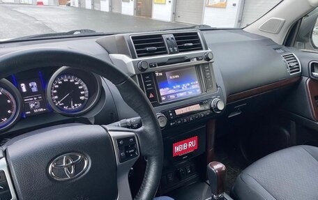 Toyota Land Cruiser Prado 150 рестайлинг 2, 2016 год, 4 850 000 рублей, 8 фотография