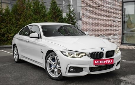 BMW 4 серия, 2018 год, 3 650 000 рублей, 19 фотография