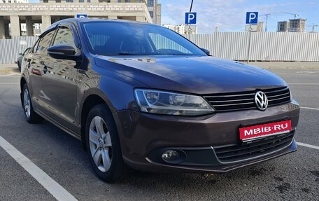 Volkswagen Jetta VI, 2014 год, 1 235 000 рублей, 1 фотография