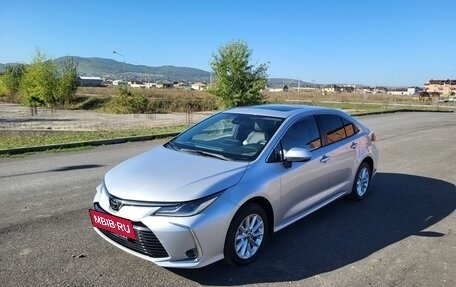 Toyota Corolla, 2022 год, 2 350 000 рублей, 2 фотография