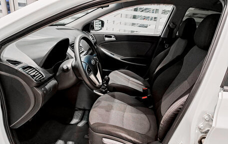 Hyundai Solaris II рестайлинг, 2013 год, 869 000 рублей, 16 фотография