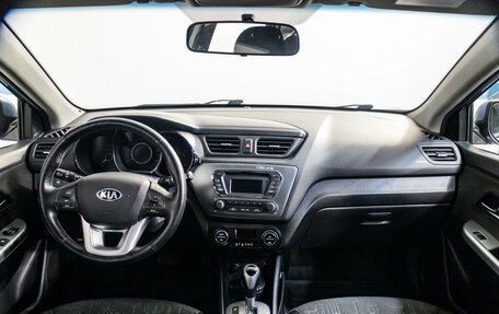 KIA Rio III рестайлинг, 2013 год, 789 000 рублей, 12 фотография