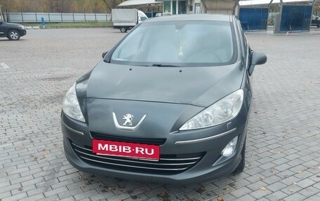 Peugeot 408 I рестайлинг, 2013 год, 800 000 рублей, 4 фотография