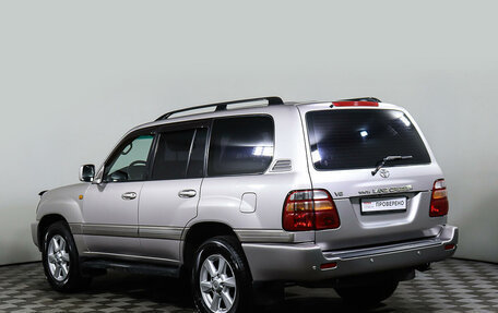 Toyota Land Cruiser 100 рестайлинг 2, 2001 год, 2 247 000 рублей, 7 фотография