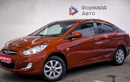 Hyundai Solaris II рестайлинг, 2012 год, 900 000 рублей, 17 фотография