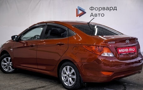 Hyundai Solaris II рестайлинг, 2012 год, 900 000 рублей, 19 фотография