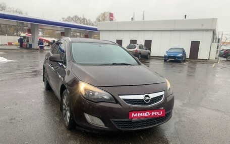 Opel Astra J, 2012 год, 595 000 рублей, 2 фотография