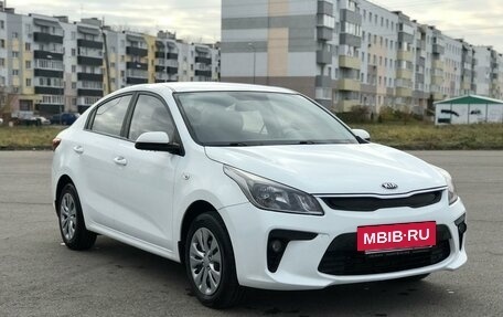 KIA Rio IV, 2017 год, 1 250 000 рублей, 3 фотография