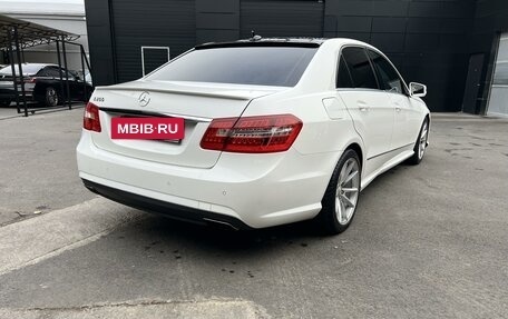 Mercedes-Benz E-Класс, 2013 год, 1 800 000 рублей, 6 фотография