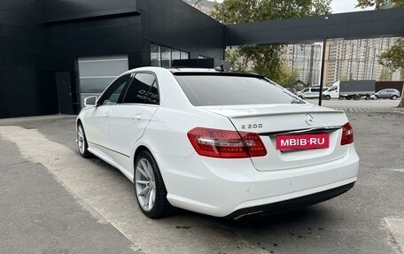 Mercedes-Benz E-Класс, 2013 год, 1 800 000 рублей, 7 фотография