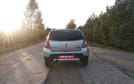 Renault Sandero I, 2014 год, 865 000 рублей, 6 фотография